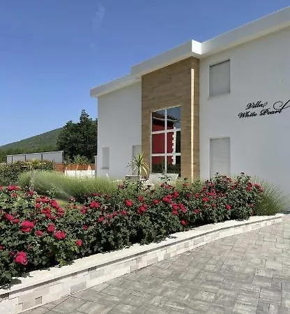 Villa White Pearl In Slivno