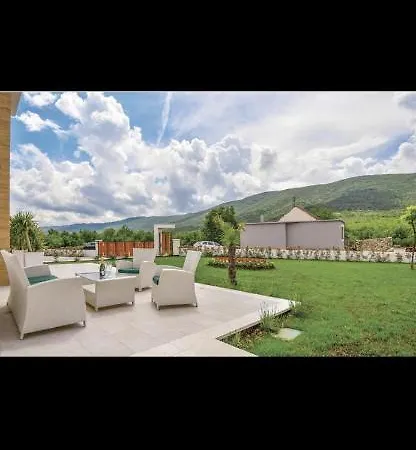White Pearl In Slivno Villa *
